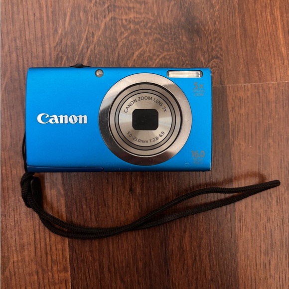 Canon A2300 Digital Camera - Picture 4 of 4